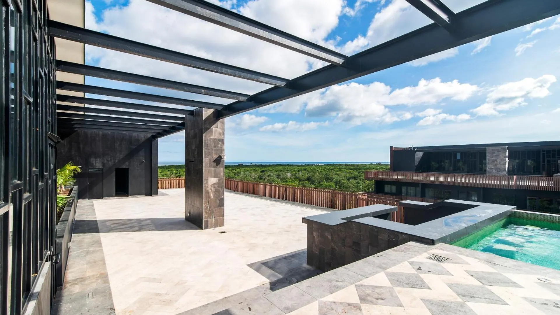 1 Bedroom Apartment With Beach Club Included Tulum